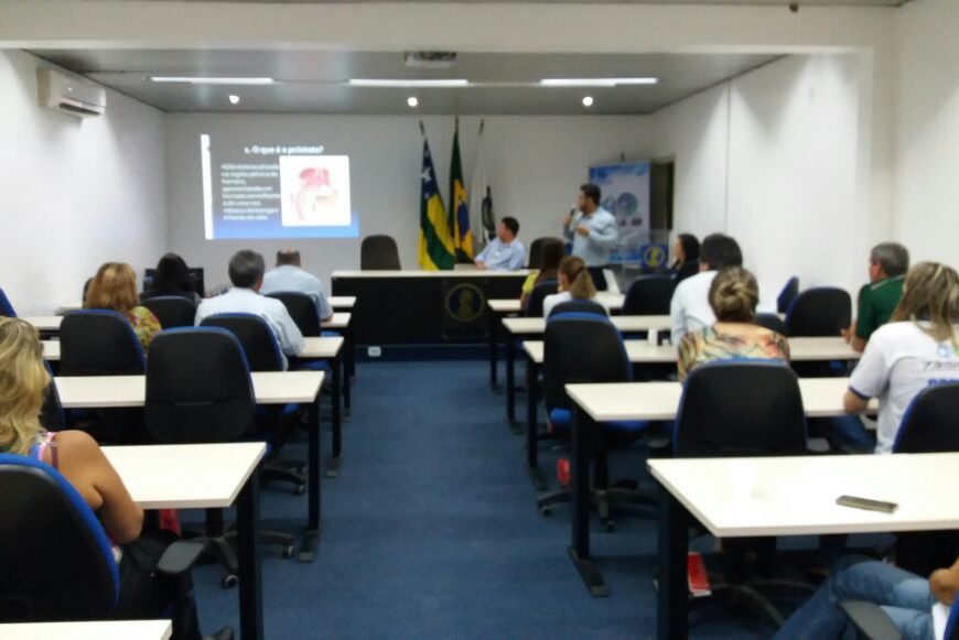 Palestra esclarece servidores sobre câncer de próstata