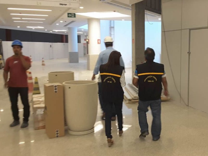 Crea-SE fiscaliza novas instalações do Shopping Riomar
