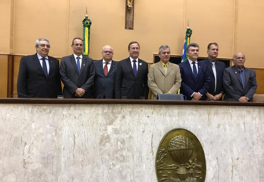 Na Assembleia Legislativa de Sergipe, Joel defende diálogo e retomada do desenvolvimento do país