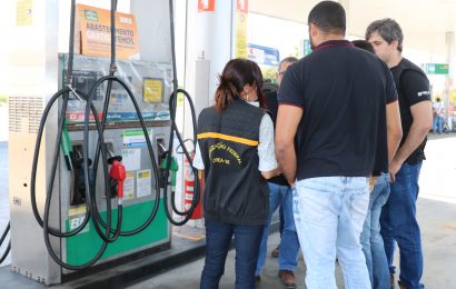 Fiscais do Crea-SE realizam ação preventiva em postos de combustíveis na capital sergipana