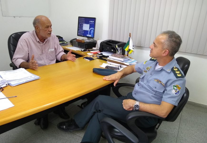 Subcomandante da Polícia Militar do Estado de Sergipe  faz visita de cortesia ao presidente do Crea-SE